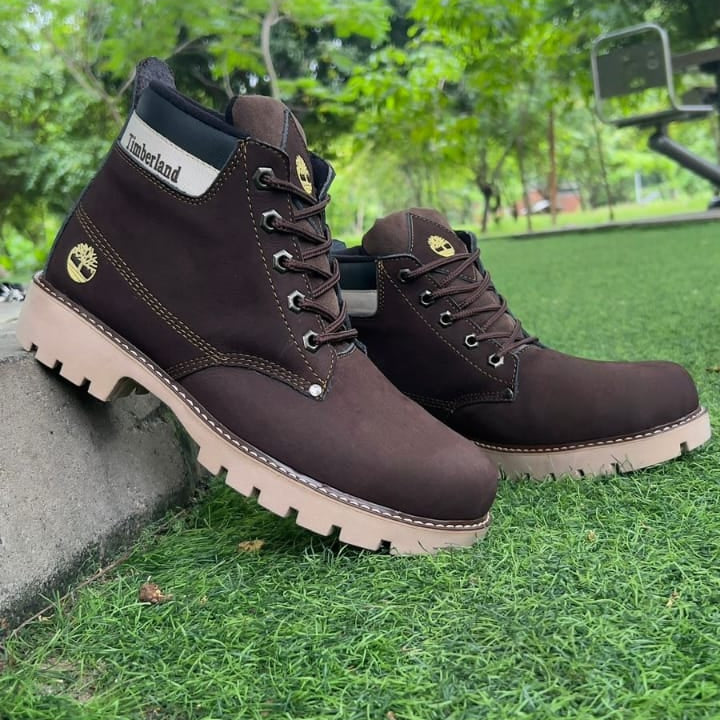 BOTA TIMBERLAND CLASICA CUERO