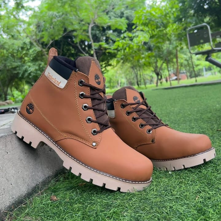 BOTA TIMBERLAND CLASICA CUERO