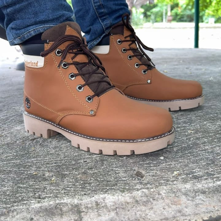 BOTA TIMBERLAND CLASICA CUERO